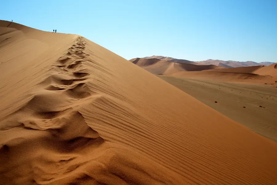 Deserts & Dunes of Africa