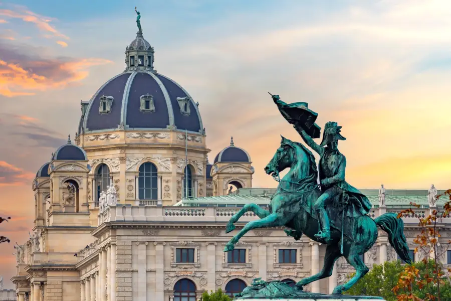 Customized Packages to Historic Cities of Europe